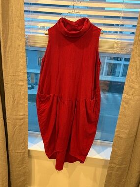 Sleeveless Red Turtleneck Pocket Dress